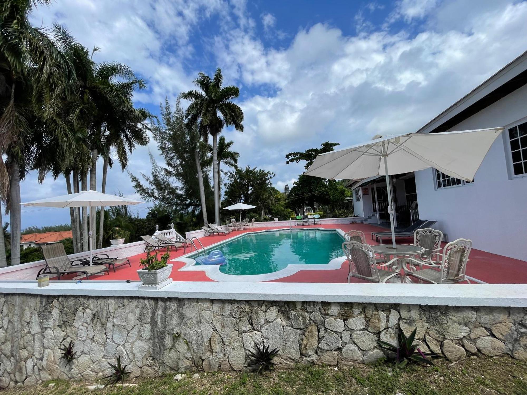 Peaceful Palms Montego Bay Hotel Exterior foto